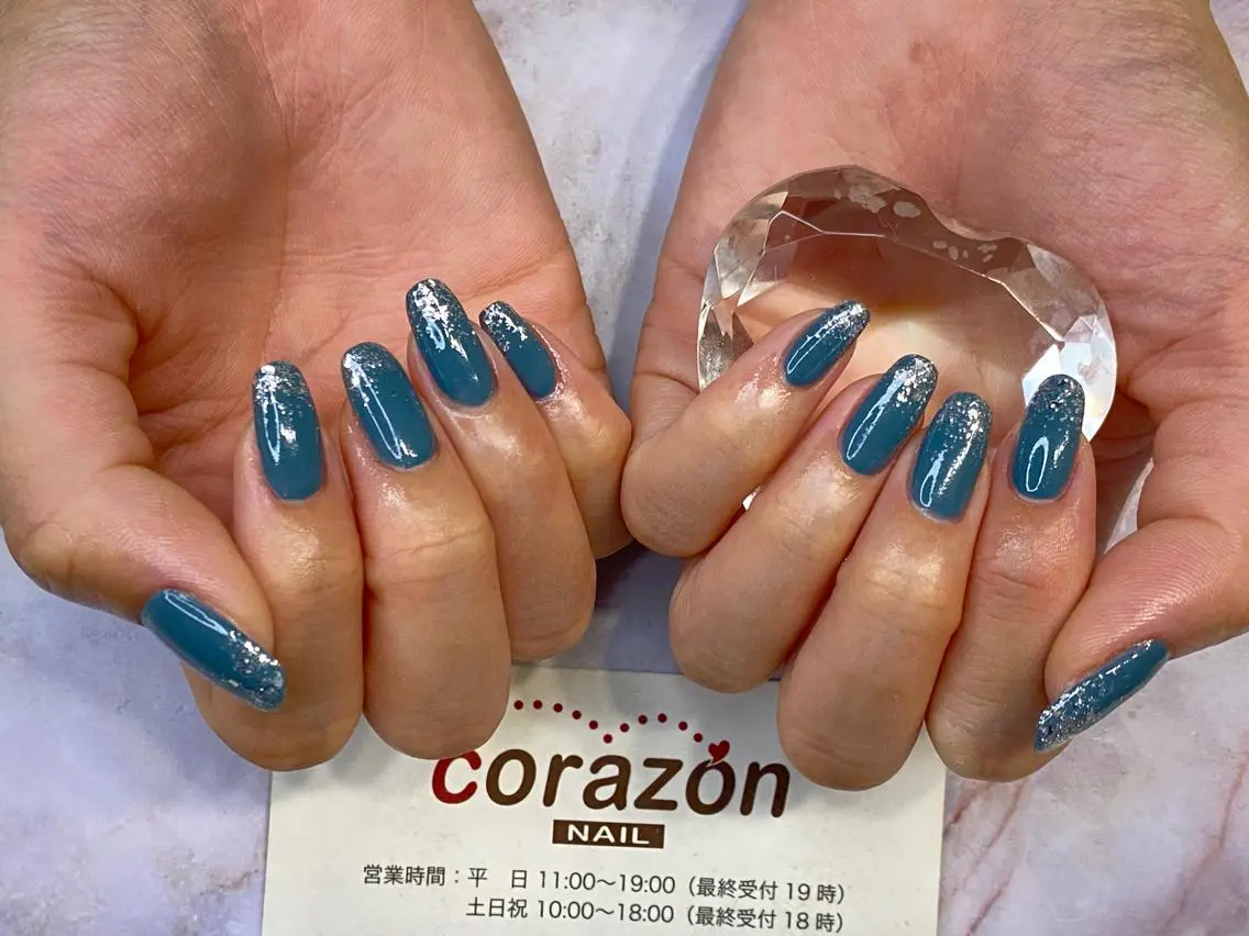 ネイル ラメ(グリッター) シルバー ネイリスト aicoのネイルデザイン