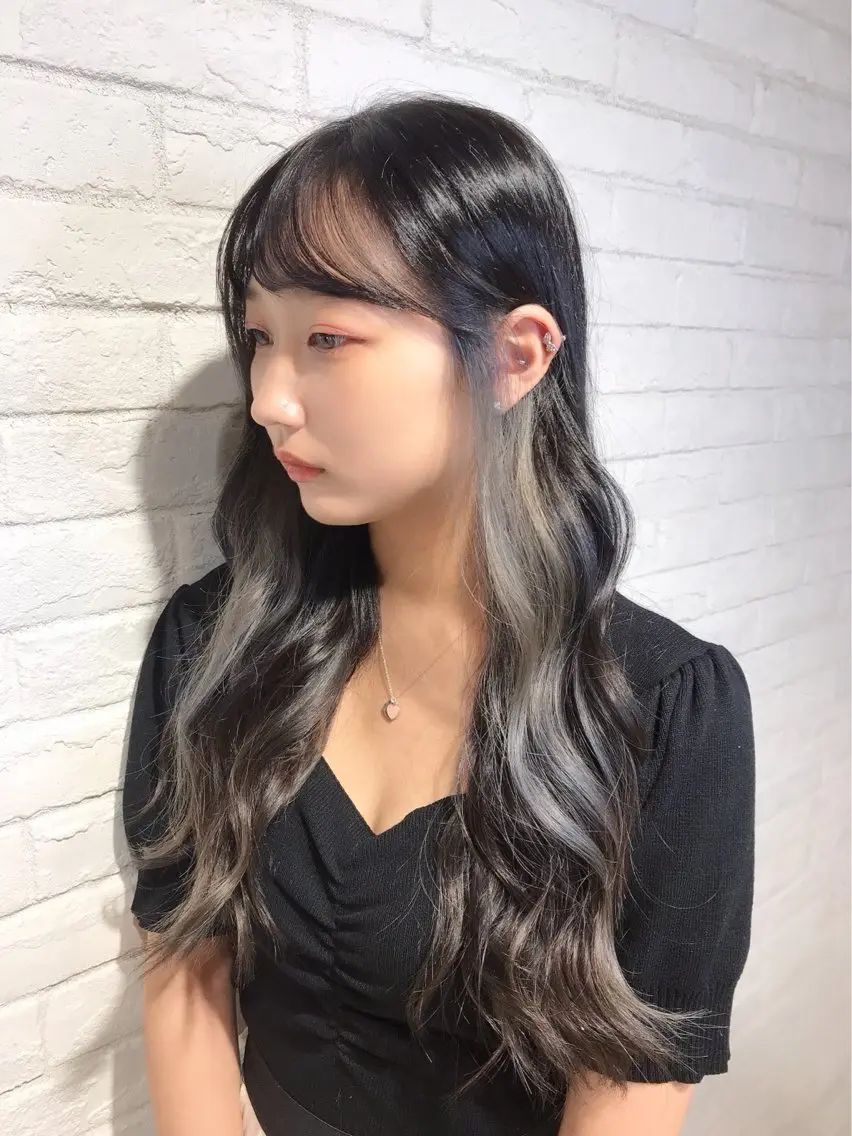 ロング カラー 透明色艶カラー× レイヤー/ツバサのヘアスタイル