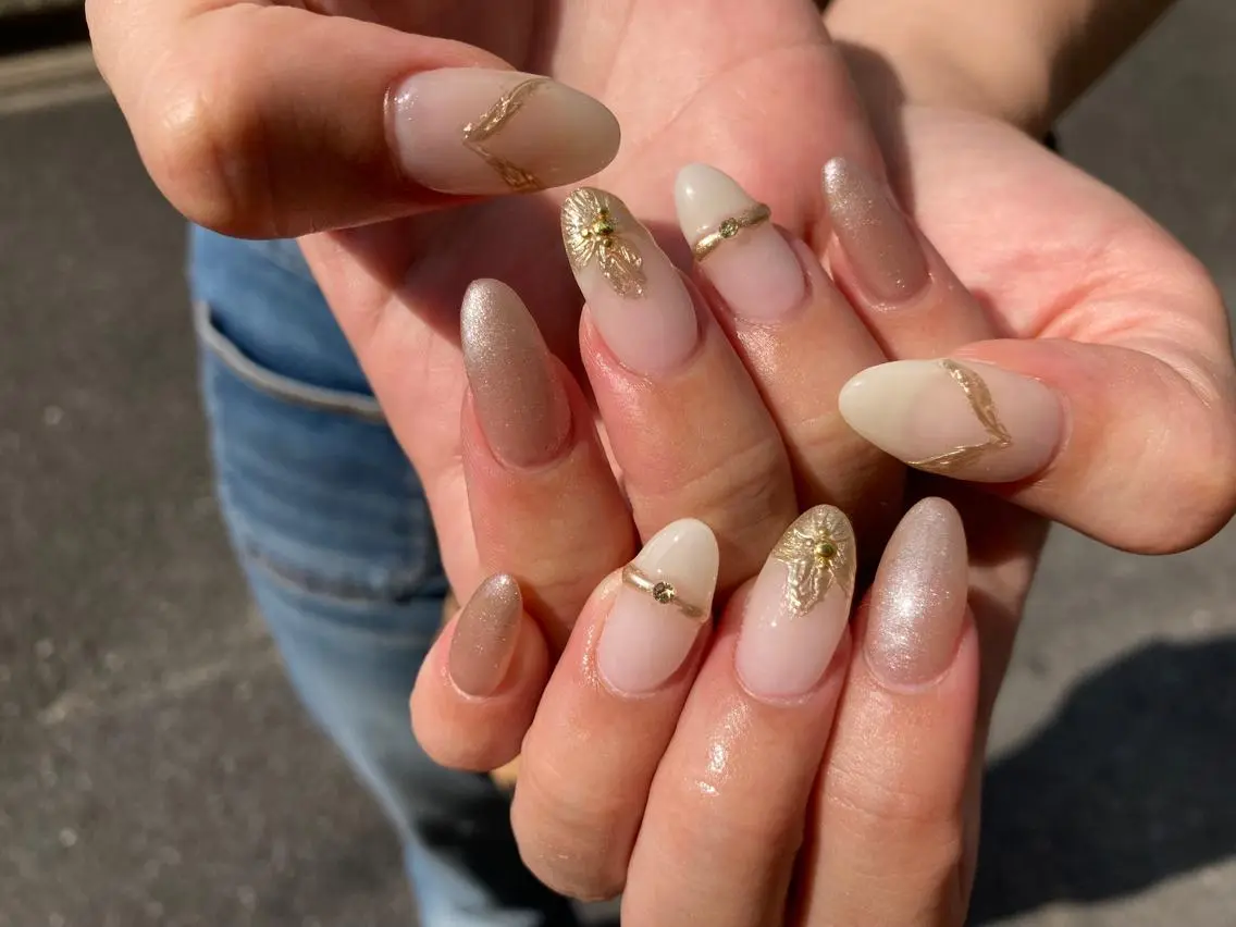 セミロング ネイル ハンドネイル ✴︎ Delightのネイルデザイン