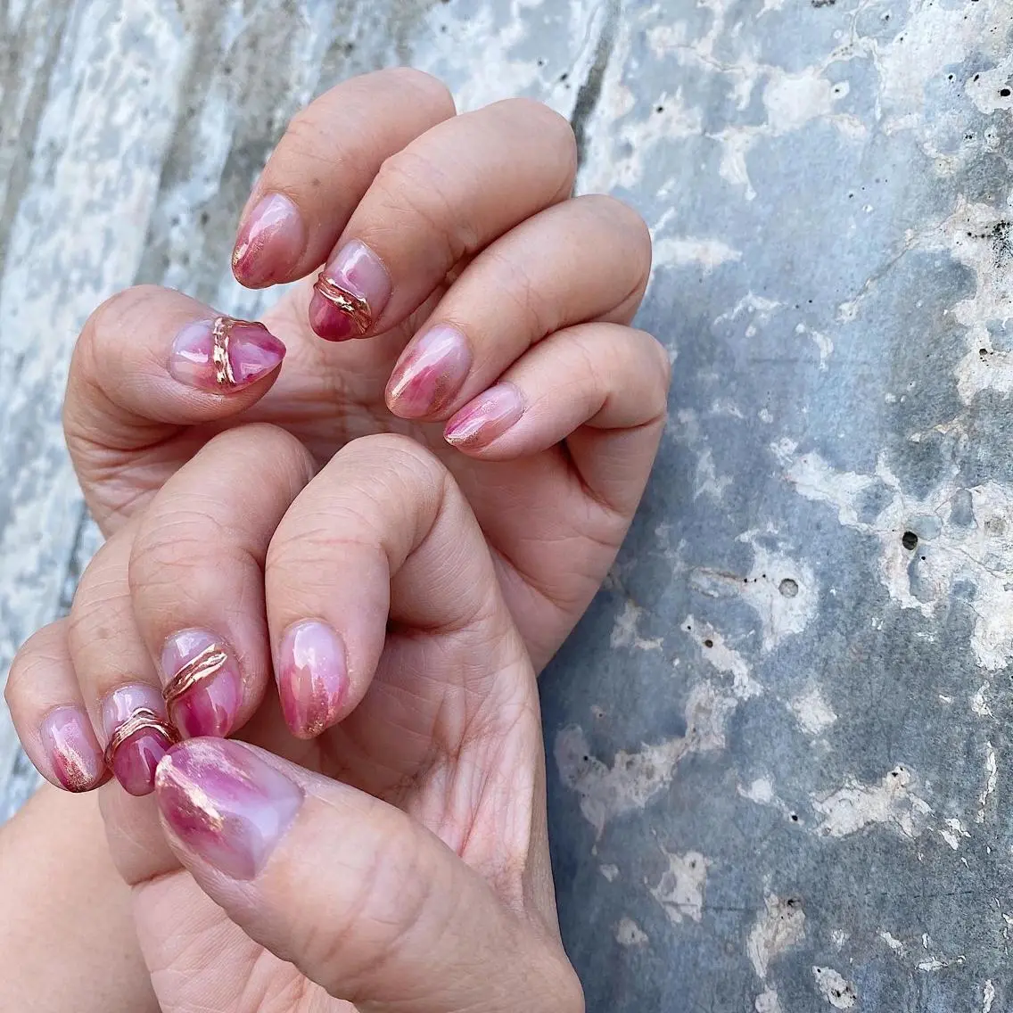 ネイル ブラウン ミラーネイル ニュアンスネイル lcoco nailのネイルデザイン