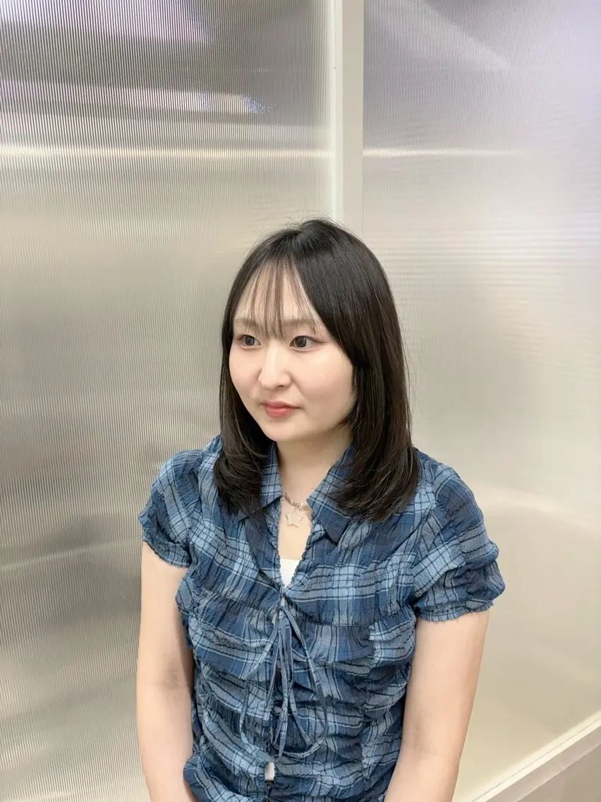 ミディアム カット ヘアカラー トリートメント 𝜗𝜚cocoro 韓国𝜗𝜚のヘアスタイル
