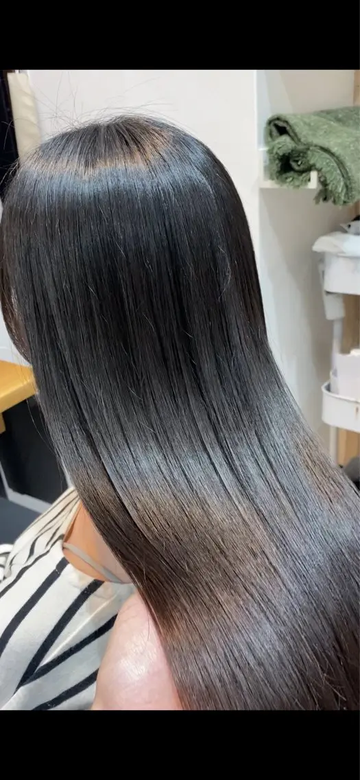 セミロング カラー カット 縮毛矯正 トリートメント 【透明感、艶髪】西村 有司のヘアスタイル