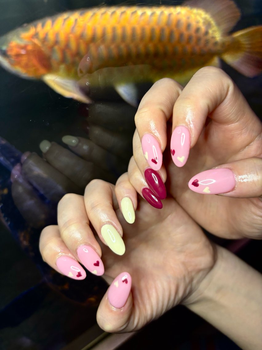 ネイル アートネイル ワンカラーネイル シンプルネイル ハンドネイル Be Rac 🖤🐍🦋🥀のネイルデザイン