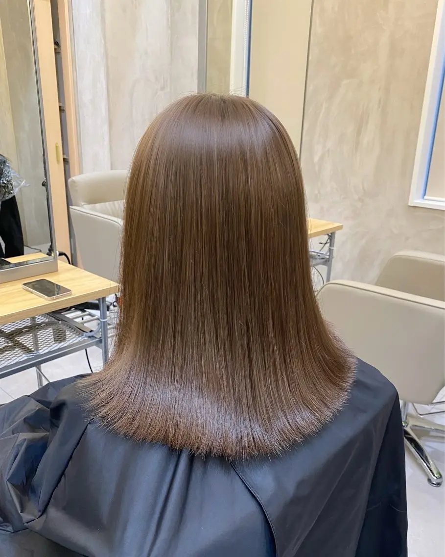 ミディアム カラー ヘアアレンジ ベージュカラー ブリーチ ブラウンカラー 透明感カラー ダブルカラー 赤み消し🫧韓国ヘア 🫧藤岡誠也のヘアスタイル