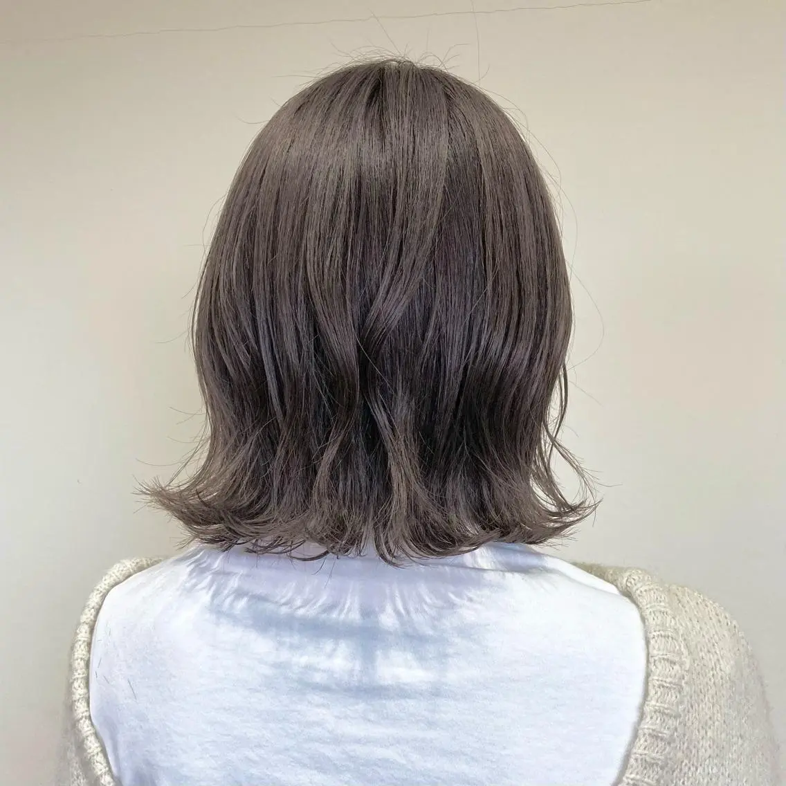 ミディアム ヘアカラー 梅山 美侑のヘアスタイル