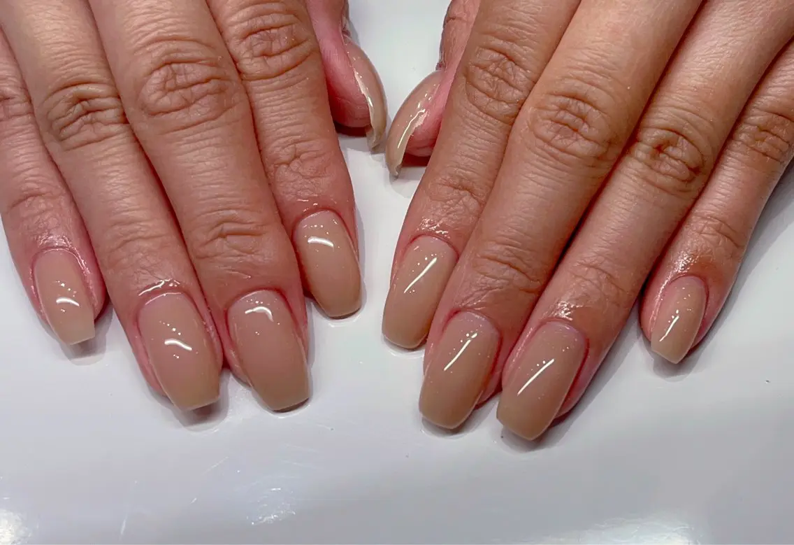 ネイル 成人式 卒業式 ロングネイル ワンホンネイル ブライダルネイル ハンドネイル 心斎橋Mione nail salonのネイルデザイン