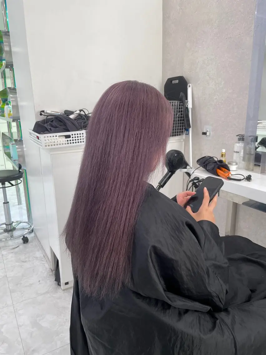 ロング 暖色系ハイトーン♡ mioriのヘアスタイル