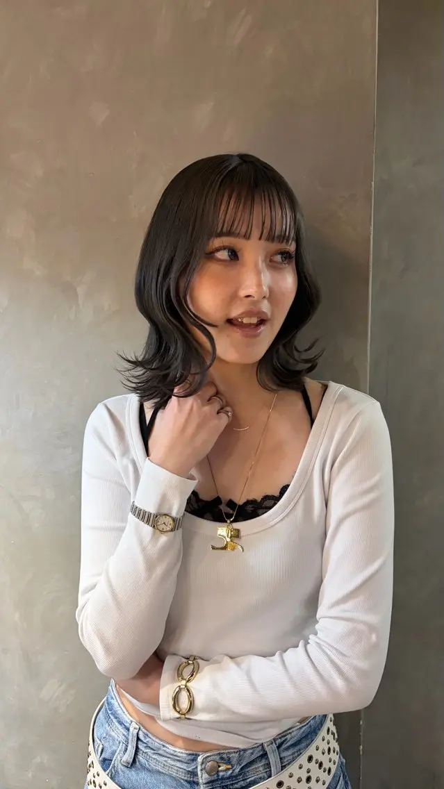 ミディアム コナカ モエのヘアスタイル