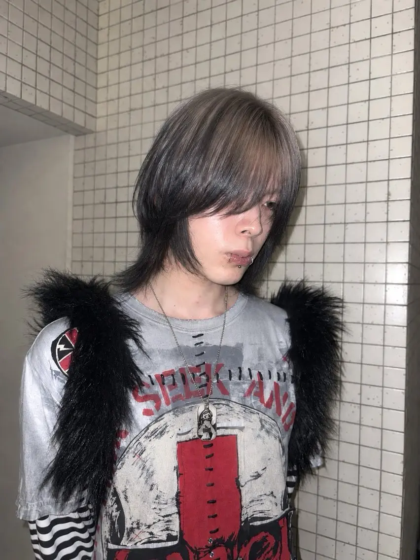デザインカラーのみo,+:。☆.*・+。➕3STEPトリートメントの写真