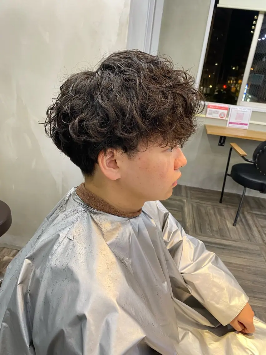 【おしゃれサラリーマン必見】カット+ヘッドマッサージ+眉カットの写真