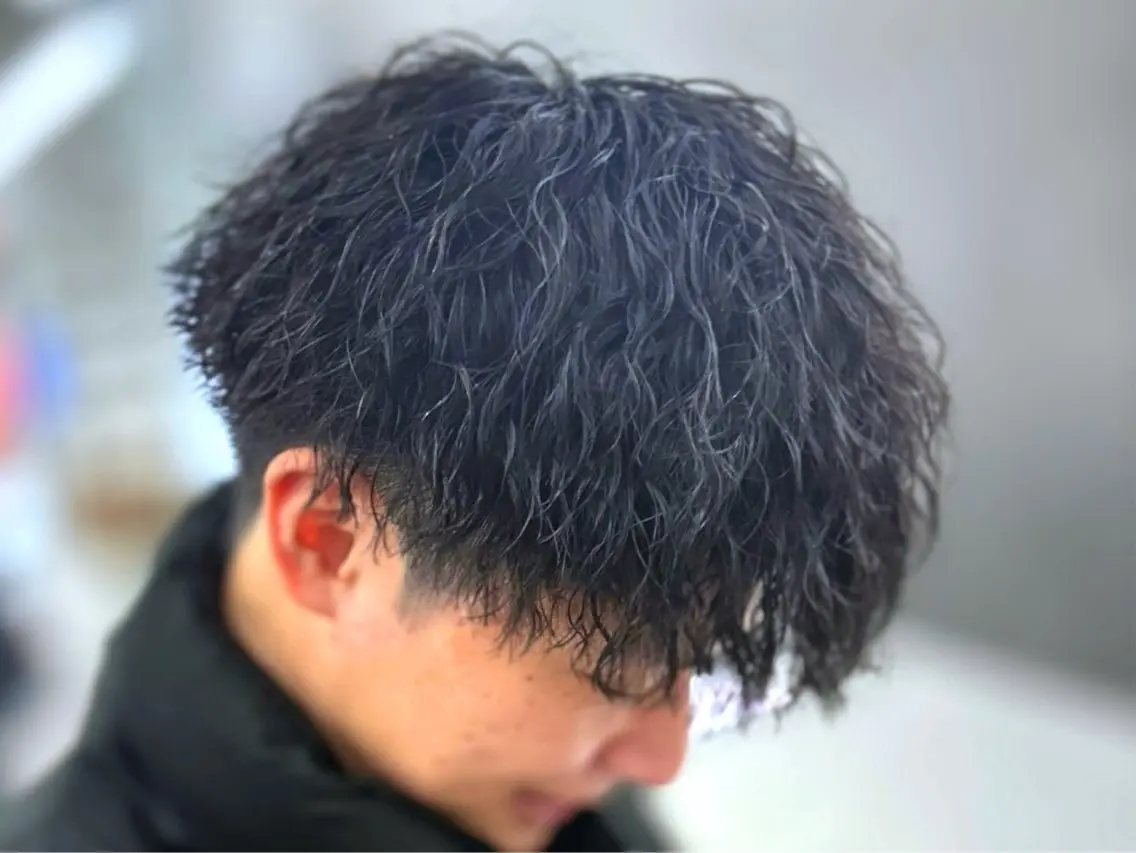 【3回目以降の方はこちら】メンズ限定🔥骨格補正カット+クイックトリートメント⚡️の写真