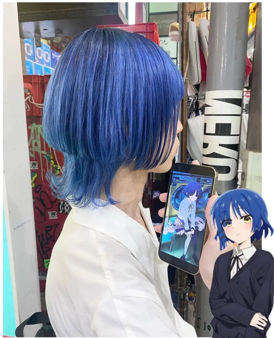 ショート カラー ブリーチ ブルーカラー ヘアカラー TSUNO🦖 派手髪/オタク美容師のヘアスタイル