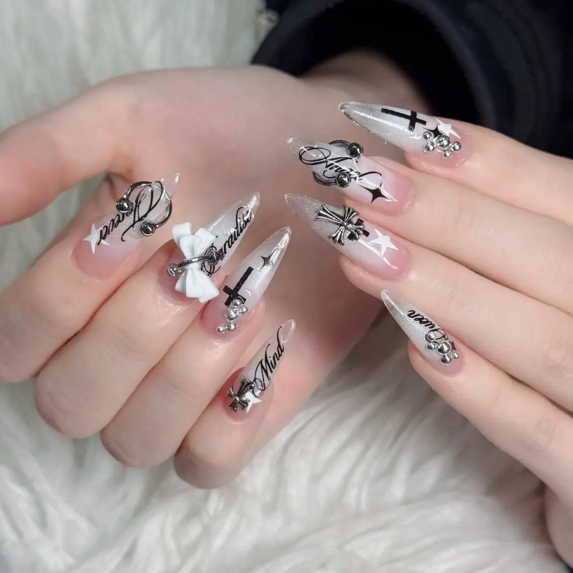 ネイル フットネイル フレンチネイル グラデーション 韓国ネイル ロングネイル ハンドネイル Hani Nail Salonのネイルデザイン