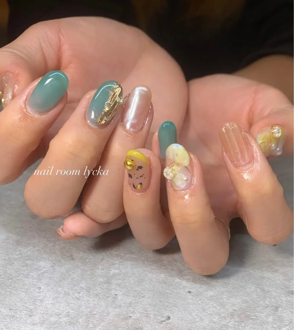 ネイル ネイルルームリッカ 𝐦𝐚𝐲𝐮のネイルデザイン