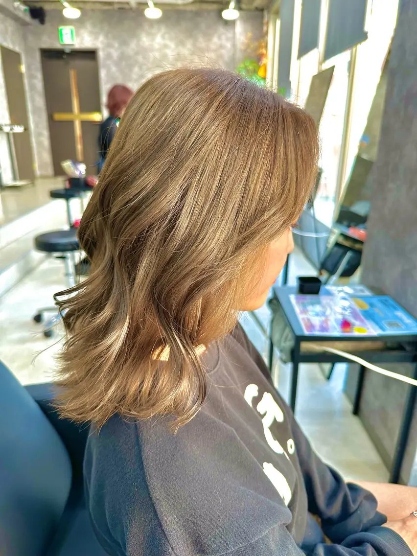 ミディアム カラー ヘアカラー ルービック奈良 平本 温大のヘアスタイル