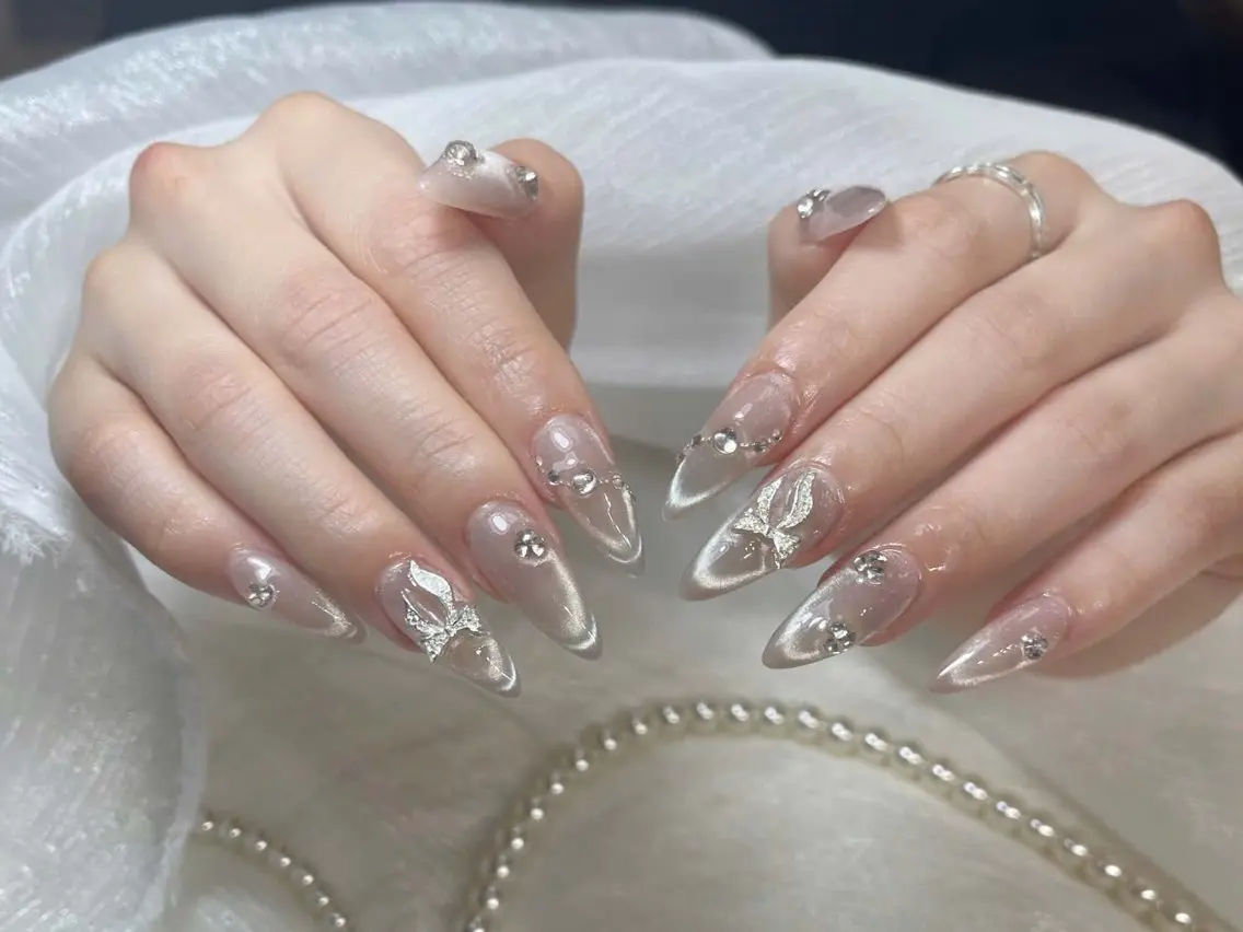 ネイル ハンドネイル mochi nailsのネイルデザイン