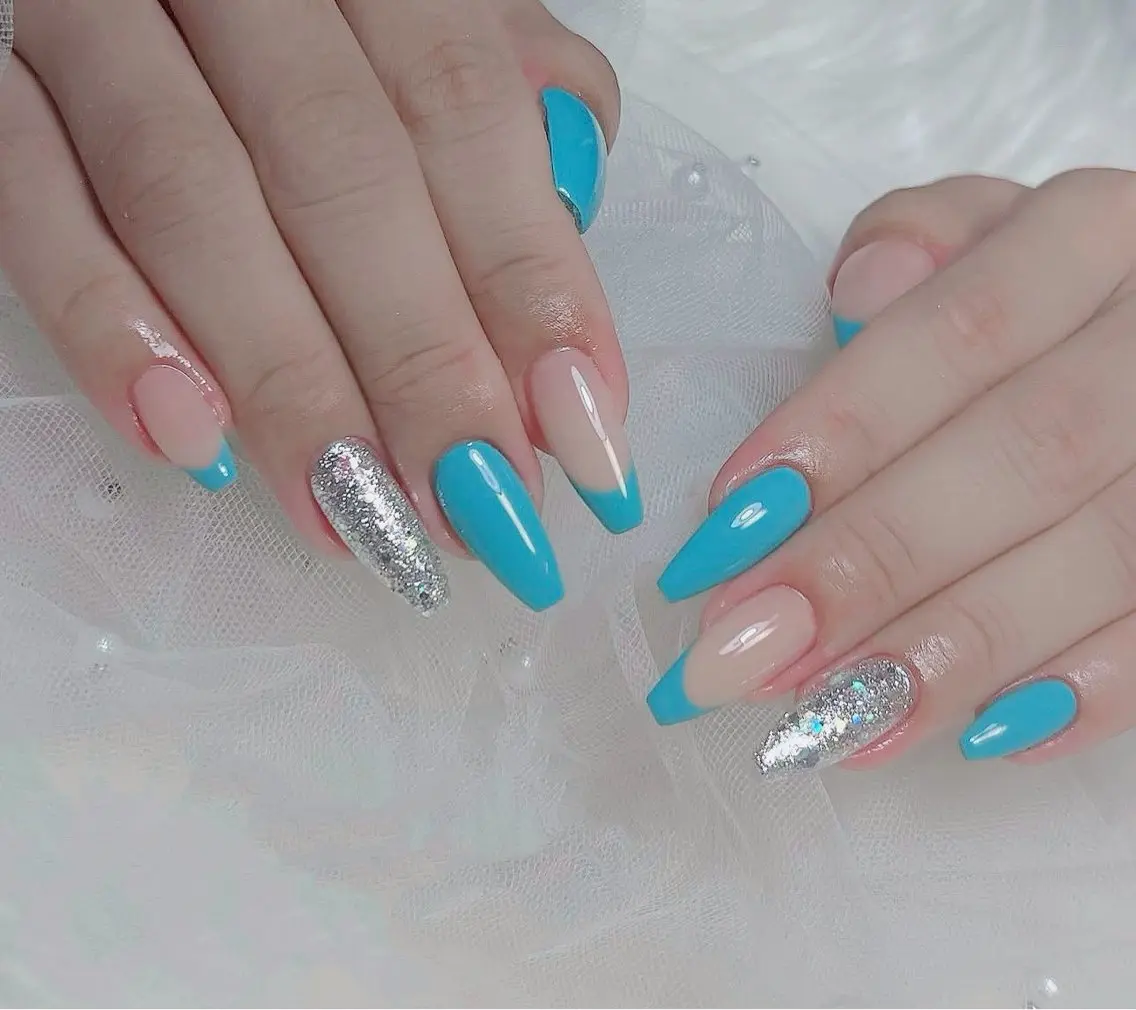 ネイル チークネイル 長さ出し フラッシュネイル フレンチネイル グラデーション ハンドネイル Lenie Nail Salonのネイルデザイン