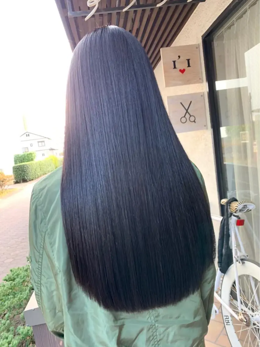 【今だけ破格✨️】柔らかい縮毛矯正+カット+熱補修2steptr¥12000の写真