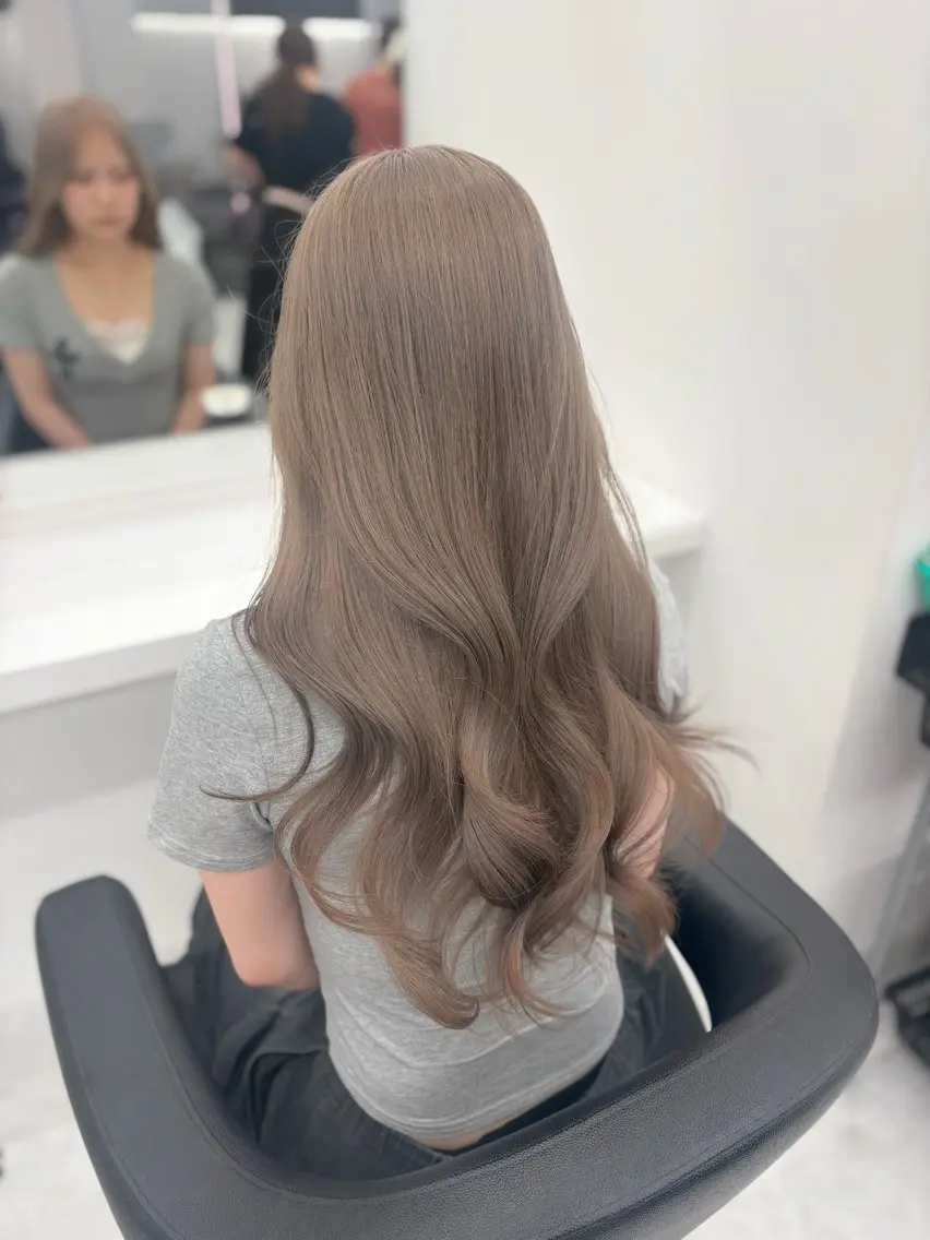 ロング カラー ヘアカラー ベージュ×レイヤー 🤎横浜/miu🤎のヘアスタイル
