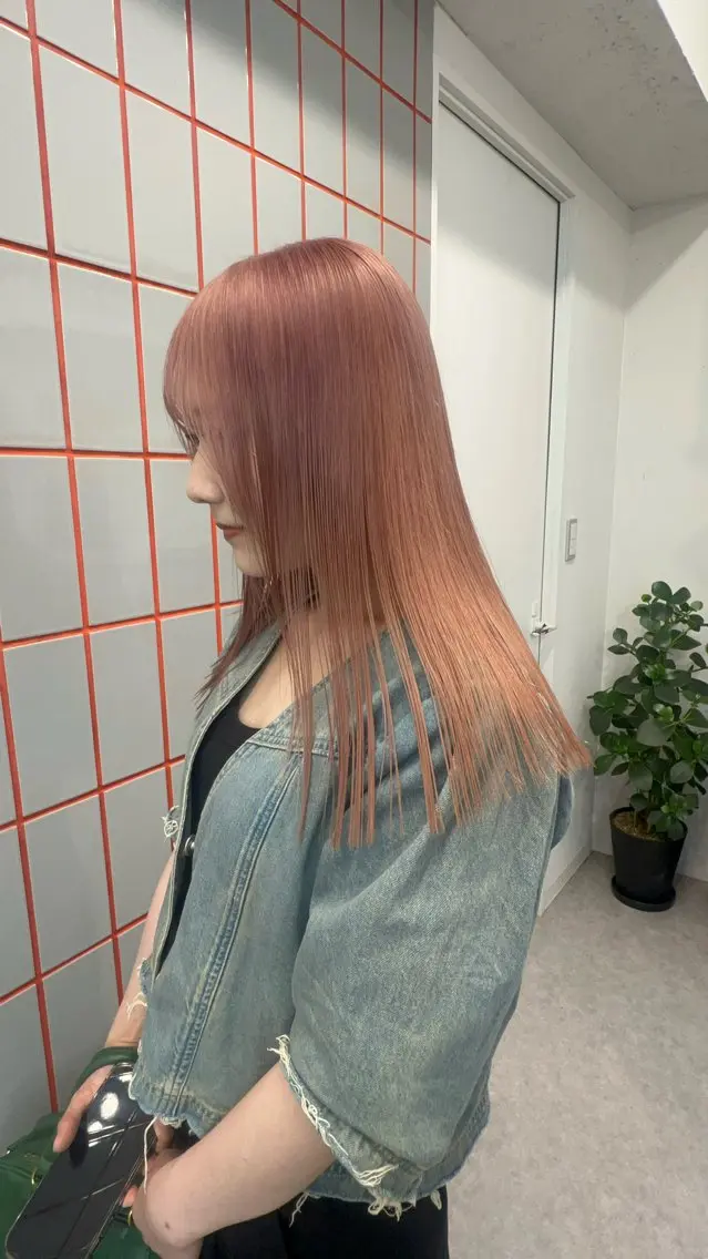 ロング カラー アッシュ ベージュカラー ブリーチ ブロンド ブロンドベージュ 💍モテる艶髪 透明感カラー💖のヘアスタイル