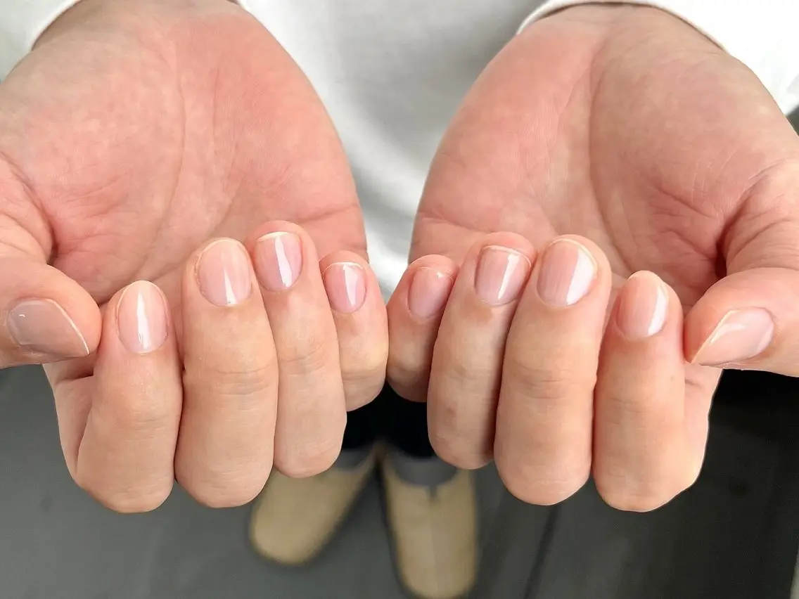 ネイル アートネイル オーロラネイル ガーリー キラキラネイル 韓国ネイル Mio NailsalonUのネイルデザイン