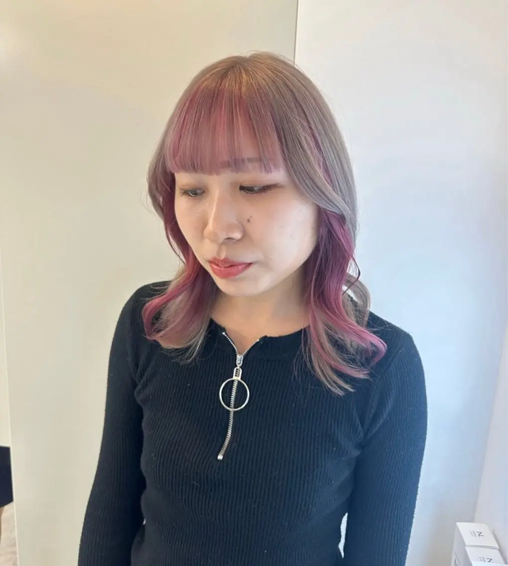 ミディアム カラー ブリーチ ケアブリーチ ダブルカラー グレージュ ハイトーンカラー ヘアカラー トリートメント 💋ハイトーンデザイ ンヘア💋A'nyuのヘアスタイル