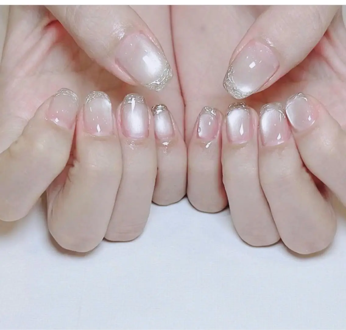 ネイル フレンチネイル キラキラネイル マグネットネイル ミラーネイル ニュアンスネイル ハンドネイル Tira Nailのネイルデザイン
