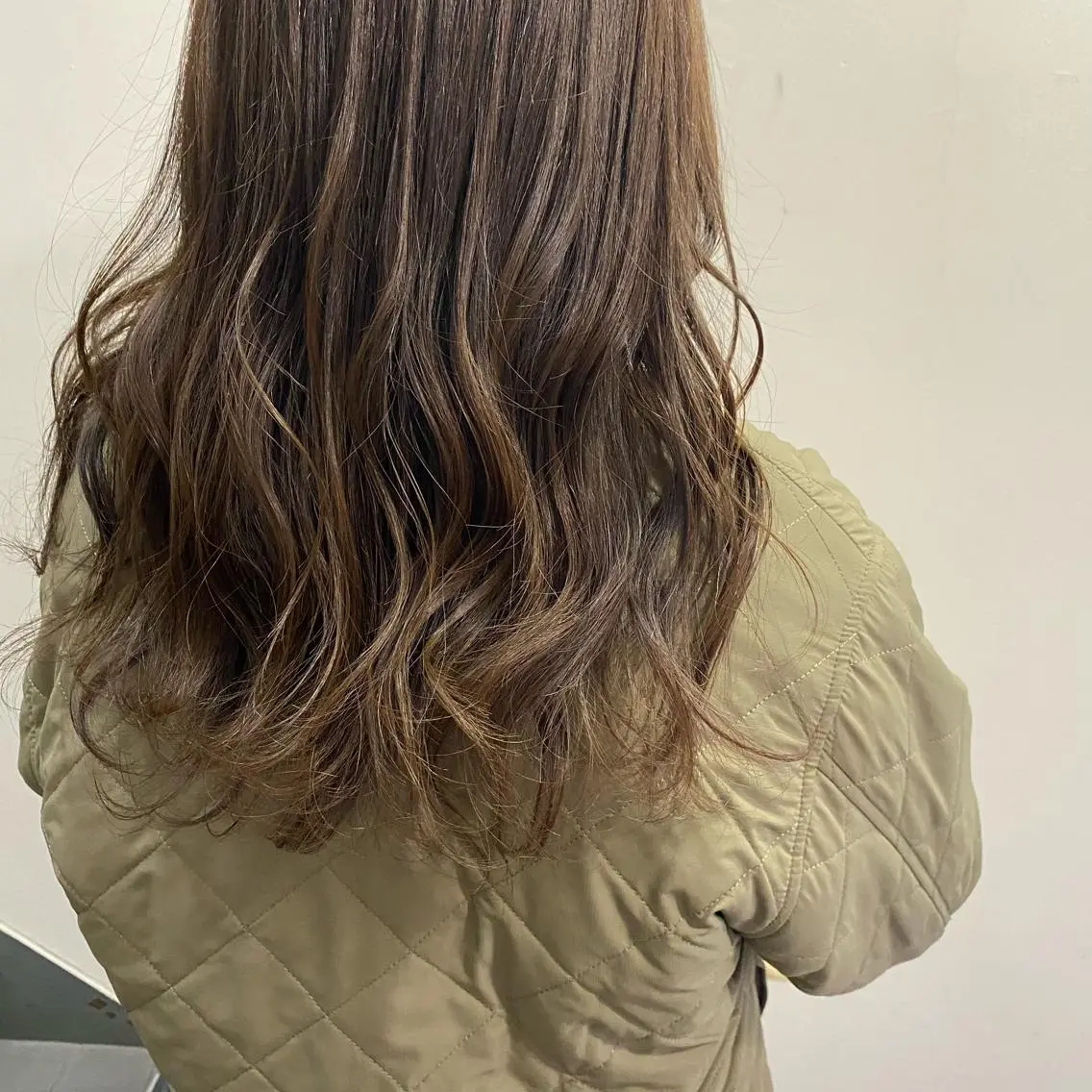 セミロング カラー ブラウンカラー 清村 和音のヘアスタイル