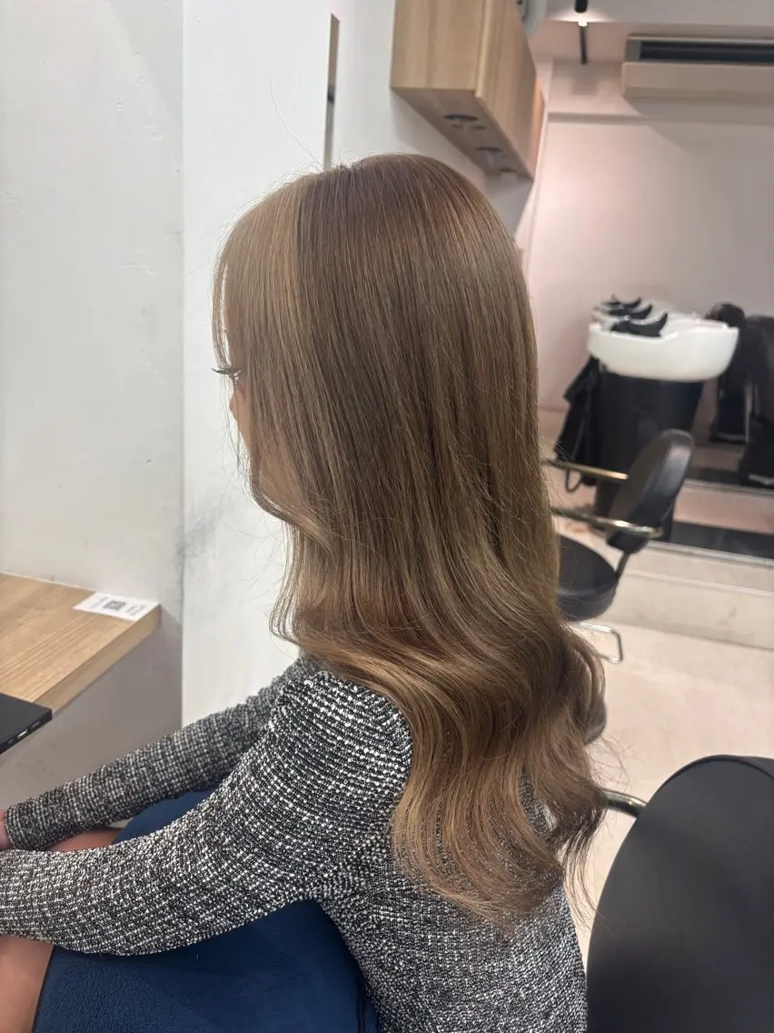 ロング ミストバング ヘアカラー ️🩵RINKA/ 艶color🩵のヘアスタイル