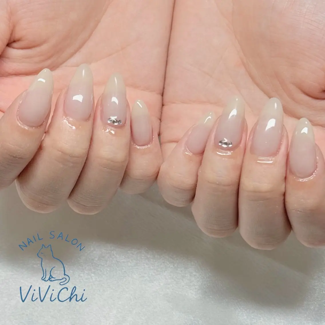ネイル ハンドネイル ViViChi 梨帆のネイルデザイン