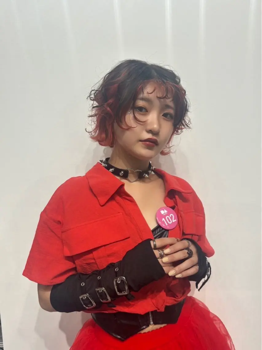 ショート ショートレイヤー レイヤーカット ショートヘア 山崎 美羽のヘアスタイル