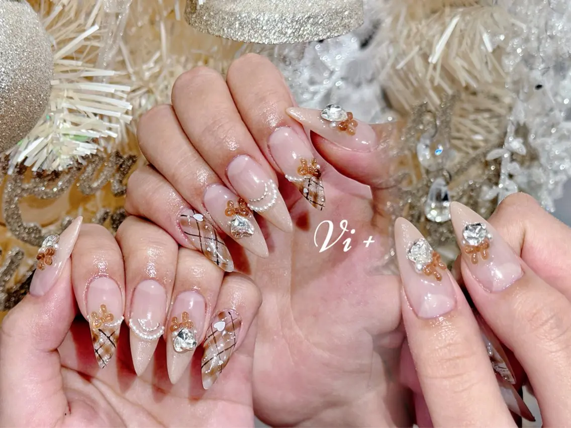 ネイル ハンドネイル ✨Nailsalon Vi+✨のネイルデザイン