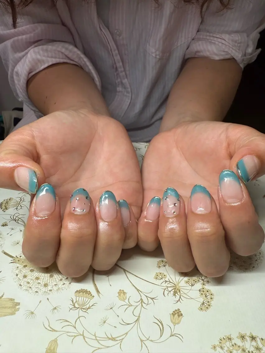 ネイル フレンチネイル 夏ネイル ハンドネイル miel nailのネイルデザイン