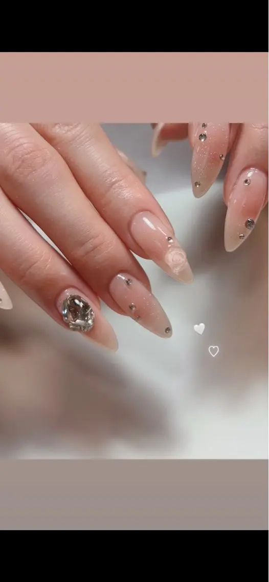 ネイル ハンドネイル EmaNail🎀 Haaruのネイルデザイン