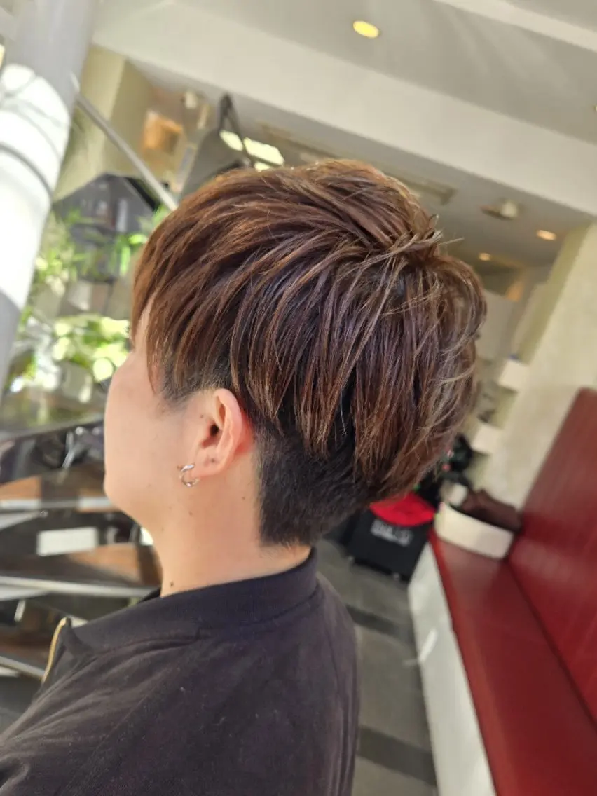 ショート カラー ショートヘア カット ヘアカラー トリートメント 遠藤 史秋のヘアスタイル
