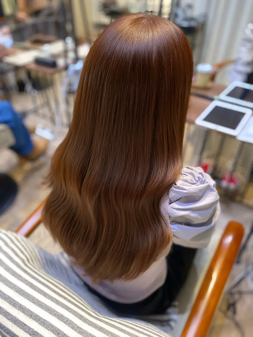 ロング カラー ヘアカラー 新宿|透明感・艶カラ ー|顔周り特化🌷のヘアスタイル
