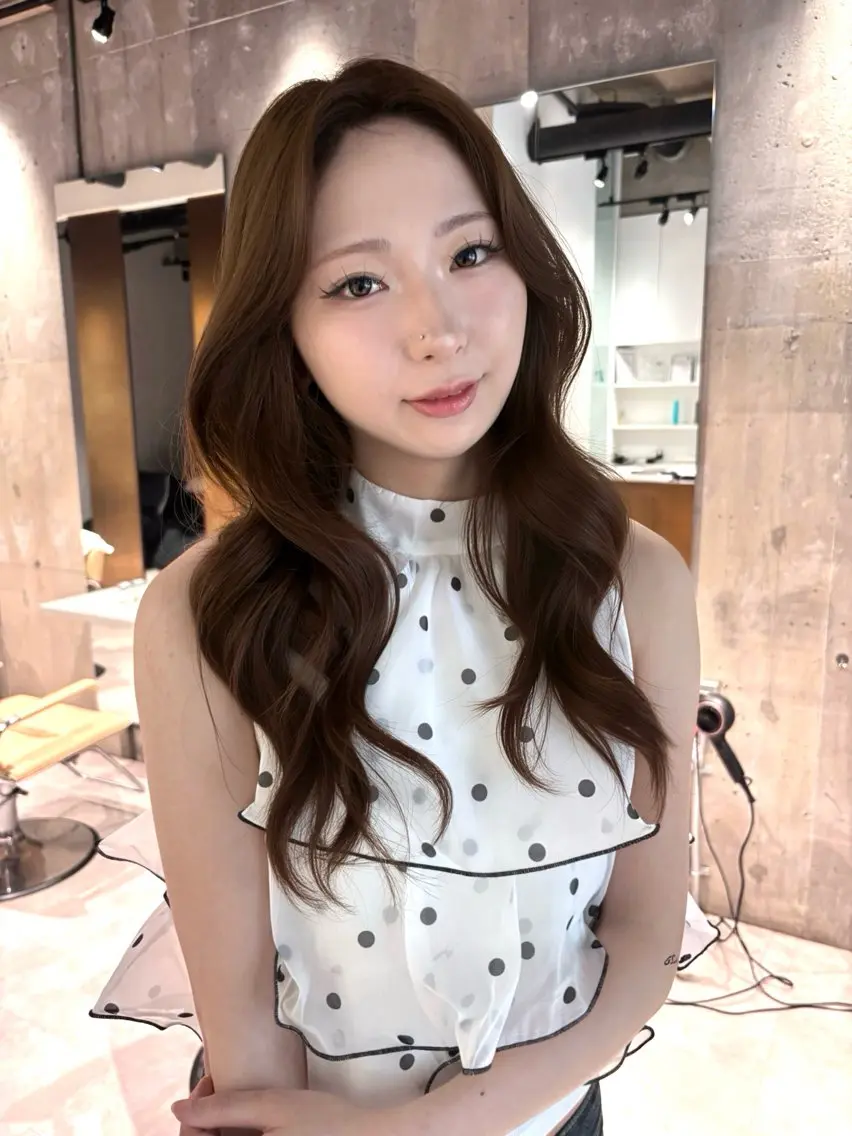ロング カラー ブラウンカラー チョコレートブラウン ヘアカラー 小原 泉のヘアスタイル