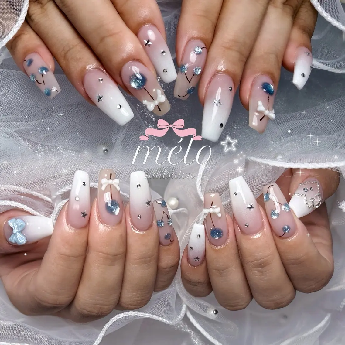 ネイル ハンドネイル 𝒦𝐸𝐼𝒩𝒜 ♡のネイルデザイン