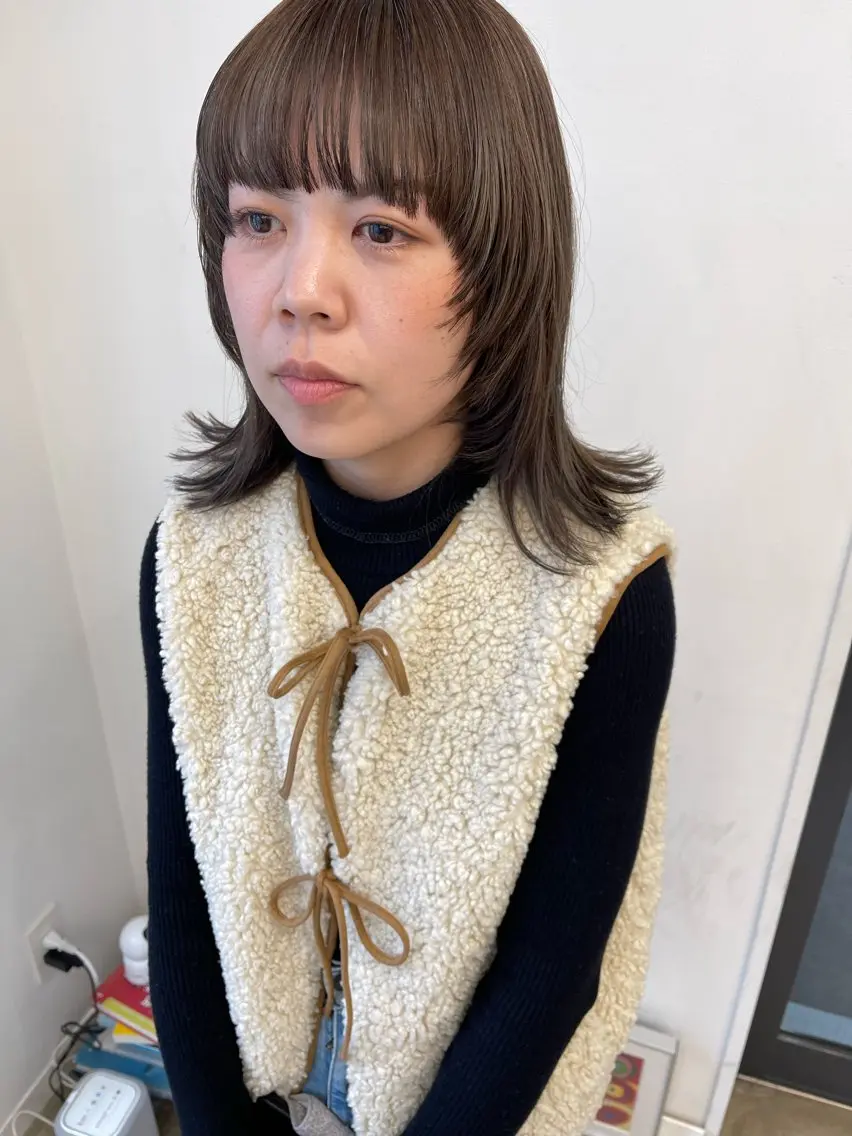 ミディアム カラー カット ヘアカラー トリートメント 💓パーマ，💗 レイヤーカットのヘアスタイル