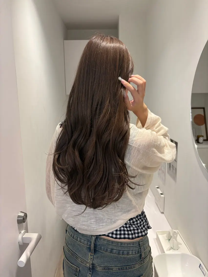 ロング カラー ベージュカラー ミント ミントベージュ カット ヘアカラー トリートメント 透明感カラー🫧 nanohaのヘアスタイル