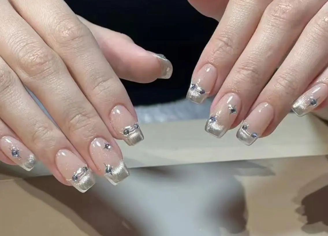 ネイル ハンドネイル ハンドケア 🍑 momo_nailのネイルデザイン