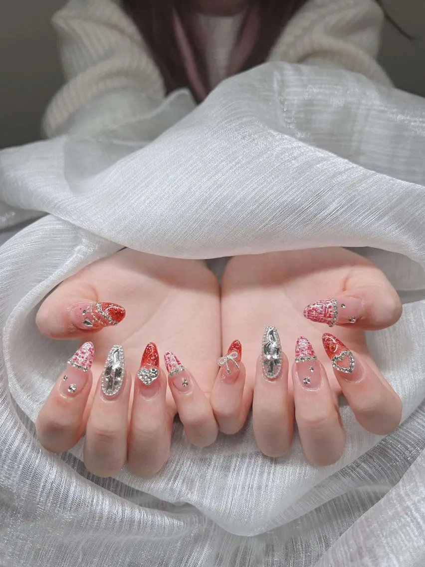 ネイル 長さ出し グラデーション キラキラネイル マグネットネイル ニュアンスネイル ハンドネイル Lee Nails チップ長さだし専門店のネイルデザイン
