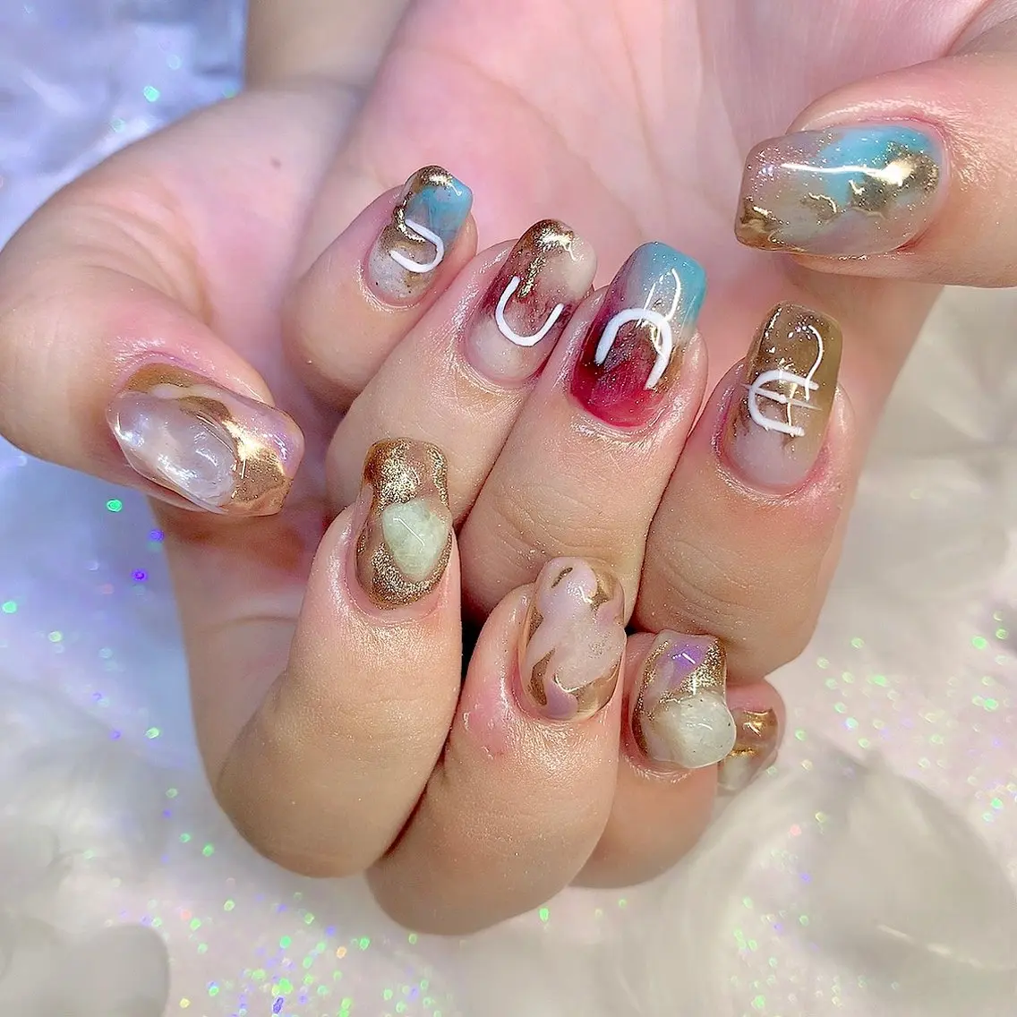ネイル キラキラネイル 韓国ネイル 持ち込み ニュアンスネイル ぷっくりネイル 3Dアートネイル💗 都築レナのネイルデザイン