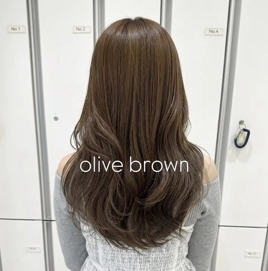 ロング カラー アディクシーカラー オリーブカラー ヘアカラー 透明感オリーブ🫒 ×レイヤーMIKUのヘアスタイル