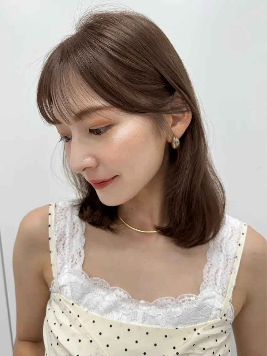 ミディアム カット ヘアカラー トリートメント 艶髪/レイヤー/ 垢抜け🩵/MARIのヘアスタイル