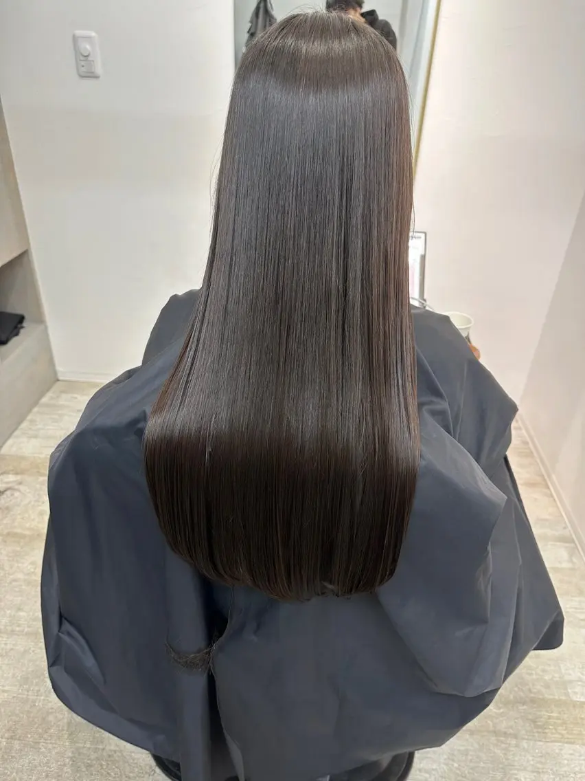 ロング カット 縮毛矯正 トリートメント 佐藤 はるとのヘアスタイル