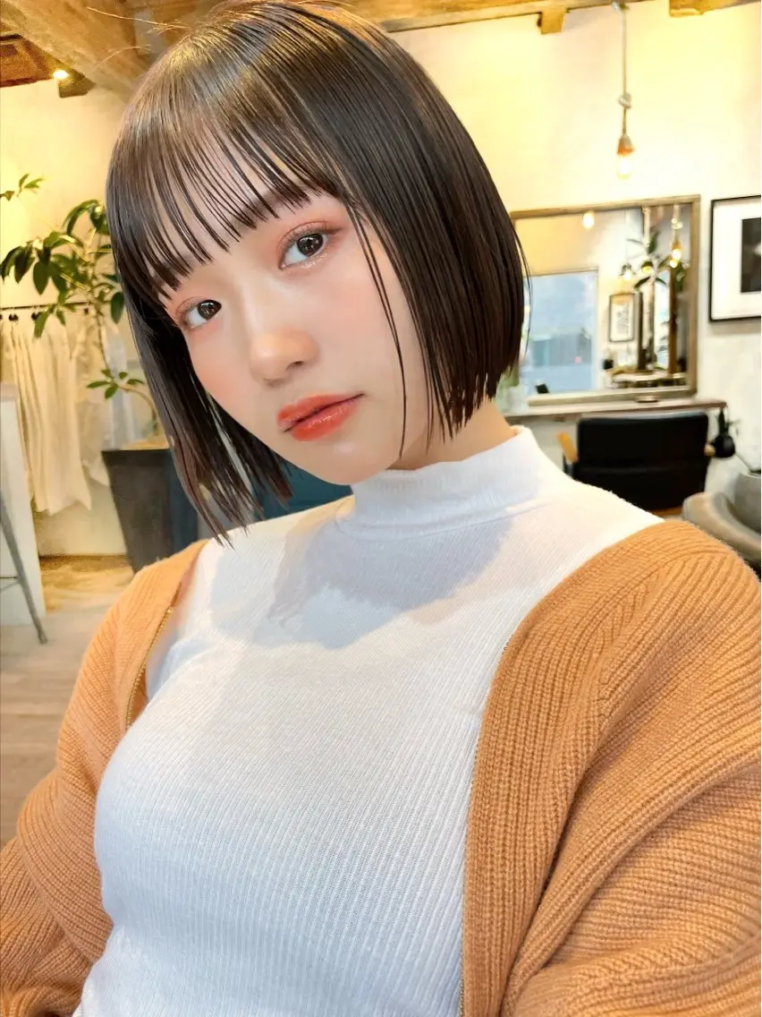 ショート カラー カット ヘアカラー 結べるレイヤーボブ くびれLady表参道のヘアスタイル