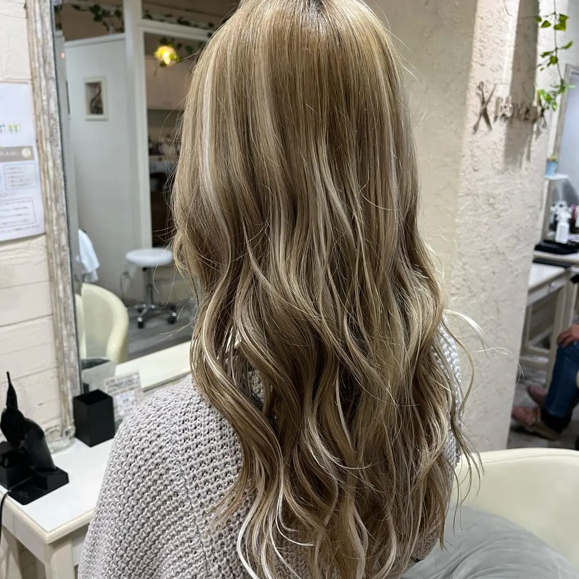 ロング カラー ハイライトカラー エクステ ハイライト カラー職人 なかもと たつひろのヘアスタイル