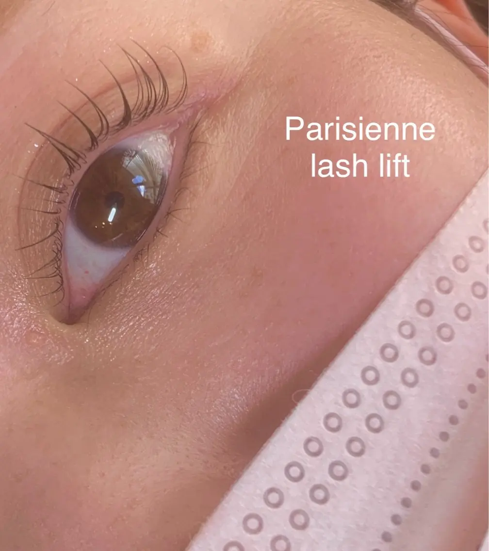 マツエク・マツパ パリジェンヌラッシュリフト マツパ Lilly eyelashのマツエク・マツパデザイン