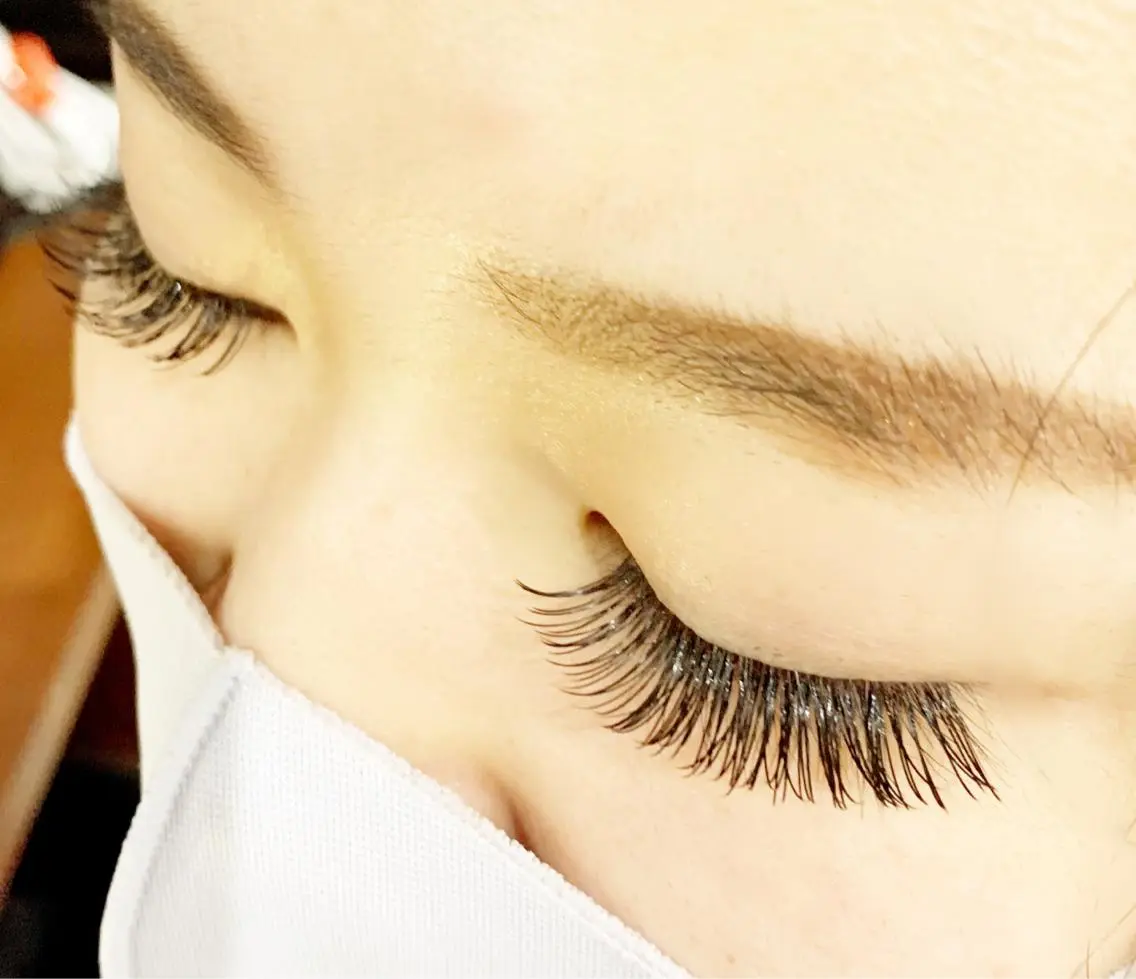 マツエク・マツパ フラットラッシュ Eyelash.a bellezzaのマツエク・マツパデザイン